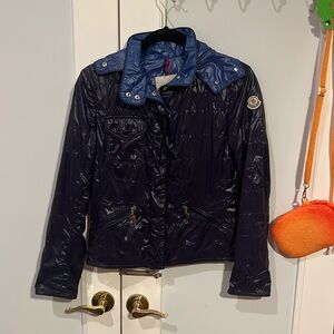 Like new Moncler Hood Puffer Size S